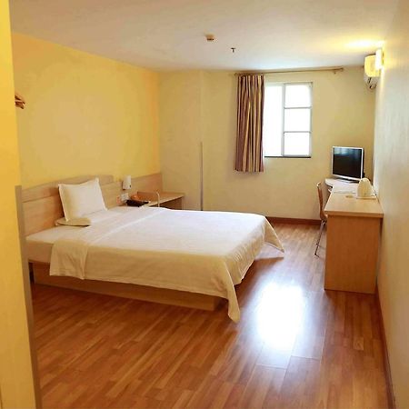 7Days Inn Dongguan Conference & Exhibition Center Rum bild